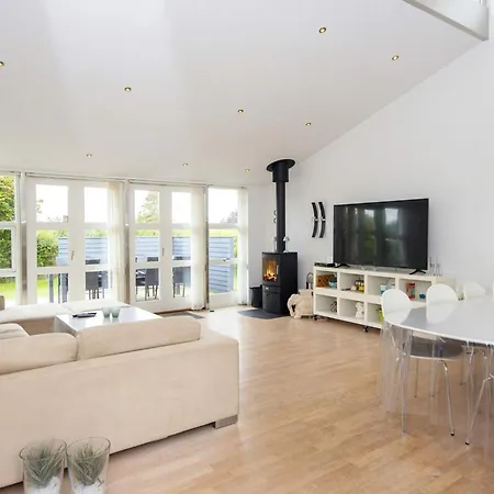 Ccxi Holiday home