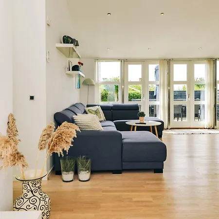 8 Person In Ebeltoft-by Traum * Ebeltoft