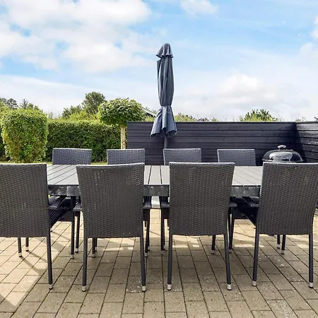 8 Person In Ebeltoft-by Traum *